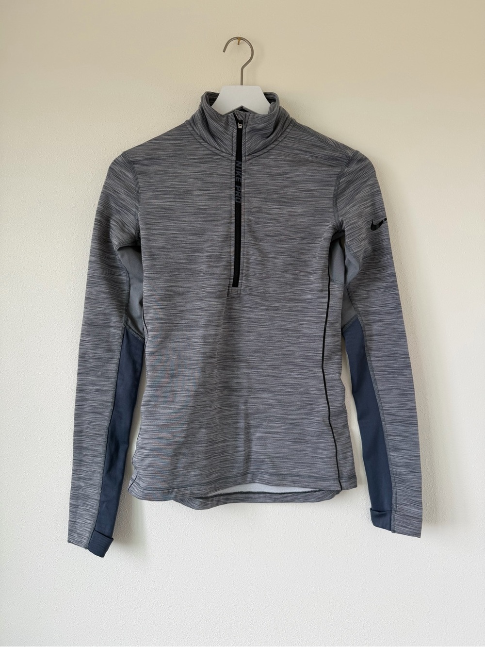 Women’s Gray Nike Hyperwarm 1/4 Zip